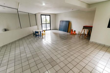 Apartamento à venda com 154m², 3 quartos e 3 vagas Apartamento à venda com 154m², 3 quartos e 3 vagasBrinquedoteca