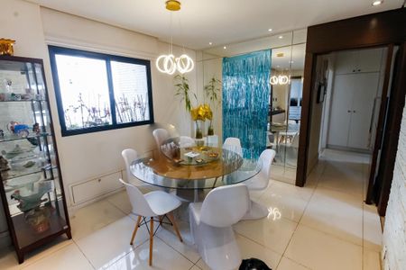 Apartamento à venda com 154m², 3 quartos e 3 vagas Apartamento à venda com 154m², 3 quartos e 3 vagasSala 2