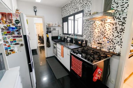 Apartamento à venda com 154m², 3 quartos e 3 vagas Apartamento à venda com 154m², 3 quartos e 3 vagasCozinha