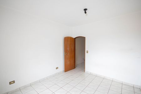 Quarto de casa para alugar com 1 quarto, 40m² em Jardim Virginia Bianca, São Paulo