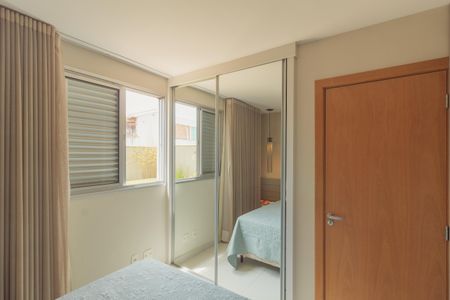 Apartamento à venda com 221m², 3 quartos e 2 vagasSuite