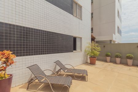 Apartamento à venda com 221m², 3 quartos e 2 vagasÁrea Externa