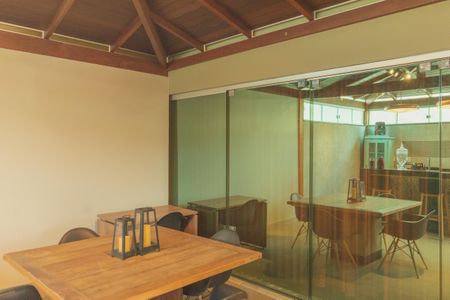 Apartamento à venda com 221m², 3 quartos e 2 vagasÁrea Gourmet