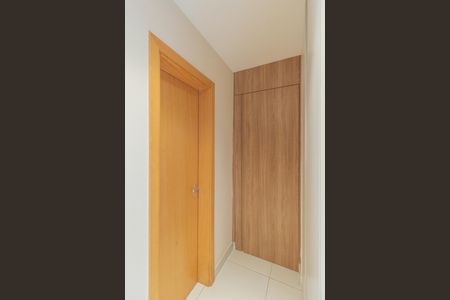 Apartamento à venda com 221m², 3 quartos e 2 vagasCorredor