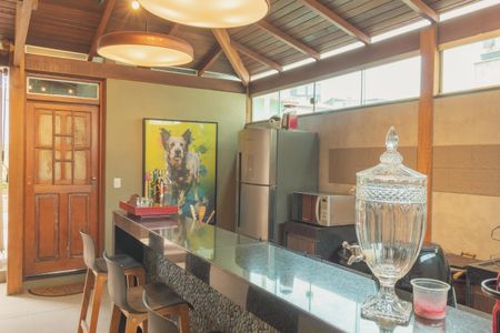 Apartamento à venda com 221m², 3 quartos e 2 vagasÁrea Gourmet