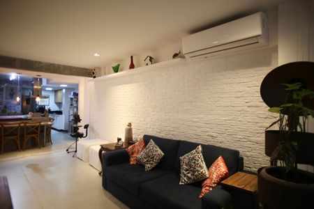 Sala de apartamento para alugar com 2 quartos, 89m² em Leblon, Rio de Janeiro