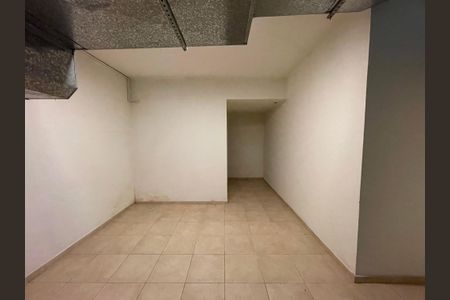 Casa de condomínio à venda com 872m², 6 quartos e 6 vagas Casa de condomínio à venda com 872m², 6 quartos e 6 vagasDepósito