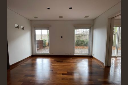Casa de condomínio à venda com 872m², 6 quartos e 6 vagas Casa de condomínio à venda com 872m², 6 quartos e 6 vagasSala 2