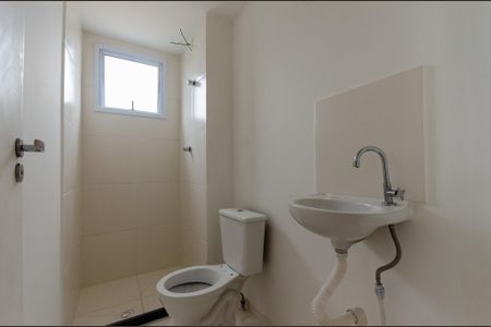 Apartamento à venda com 33m², 2 quartos e sem vaga Apartamento à venda com 33m², 2 quartos e sem vagaBanheiro