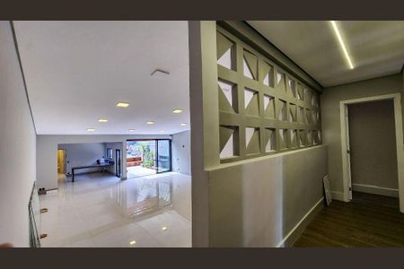 Casa à venda com 4 quartos, 262m² em Jardim Bela Vista, Santo André