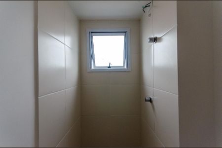 Apartamento à venda com 34m², 2 quartos e sem vaga Apartamento à venda com 34m², 2 quartos e sem vagaBanheiro