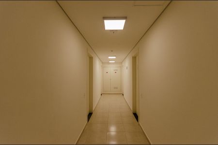 Apartamento à venda com 34m², 2 quartos e sem vaga Apartamento à venda com 34m², 2 quartos e sem vagaÁrea Comum