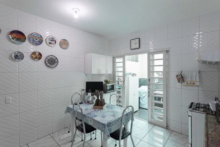 Casa à venda com 180m², 3 quartos e 4 vagasCozinha