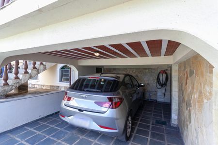 Casa à venda com 180m², 3 quartos e 4 vagasGaragem