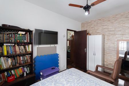 Casa à venda com 180m², 3 quartos e 4 vagasQuarto 2