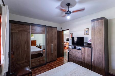 Casa à venda com 180m², 3 quartos e 4 vagasSuíte 