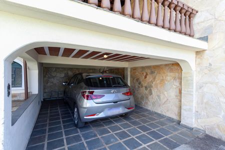Casa à venda com 180m², 3 quartos e 4 vagasGaragem