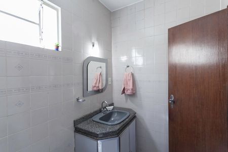 Casa à venda com 180m², 3 quartos e 4 vagasBanheiro da suíte 