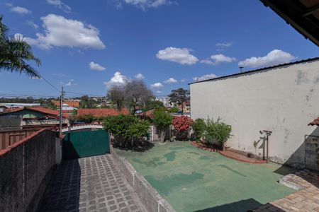Casa à venda com 180m², 3 quartos e 4 vagasVaranda - Vista