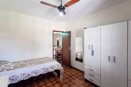 Casa à venda com 180m², 3 quartos e 4 vagasQuarto 1