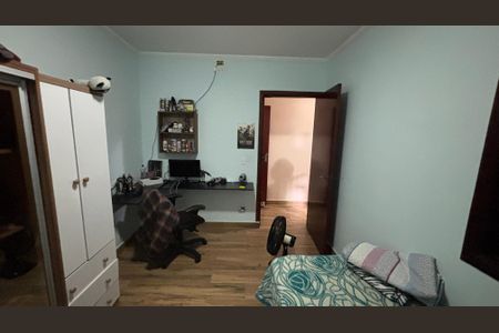 Casa à venda com 230m², 3 quartos e 5 vagas Casa à venda com 230m², 3 quartos e 5 vagasQuarto