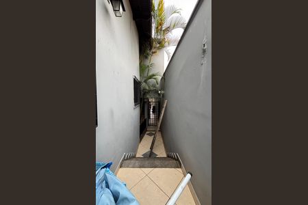 Casa à venda com 230m², 3 quartos e 5 vagas Casa à venda com 230m², 3 quartos e 5 vagasQuintal