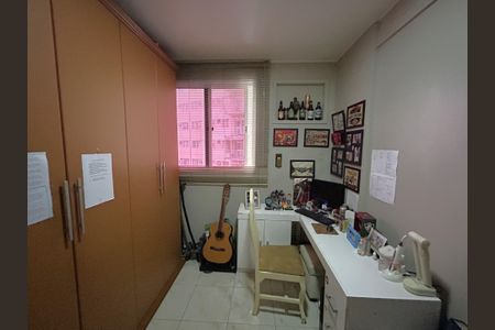 Apartamento à venda com 70m², 3 quartos e 1 vagaQuarto 2