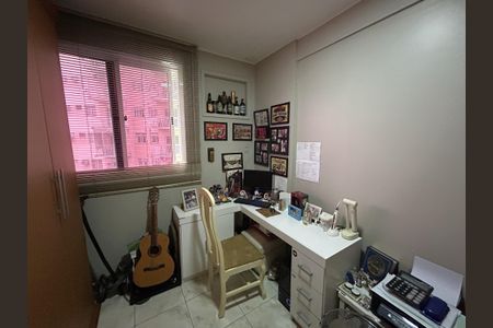 Apartamento à venda com 70m², 3 quartos e 1 vagaQuarto 2