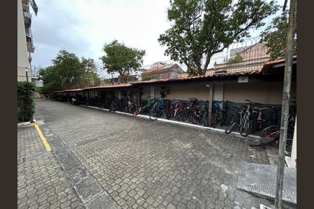 Apartamento à venda com 70m², 3 quartos e 1 vagaÁrea comum