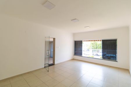 Sala  de casa para alugar com 4 quartos, 264m² em Jardim Guanabara, Campinas
