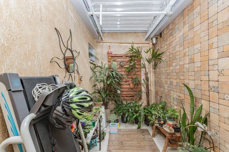 Sala/Jardim de inverno de casa à venda com 3 quartos, 100m² em Parque Bristol, São Paulo