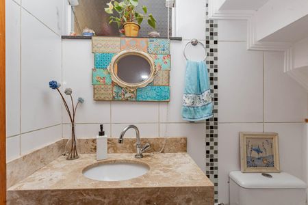 Casa à venda com 100m², 3 quartos e 2 vagasLavabo