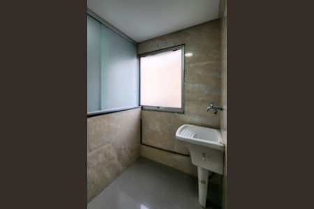 Studio à venda com 88m², 2 quartos e 1 vaga Studio à venda com 88m², 2 quartos e 1 vagaÁrea de Serviço