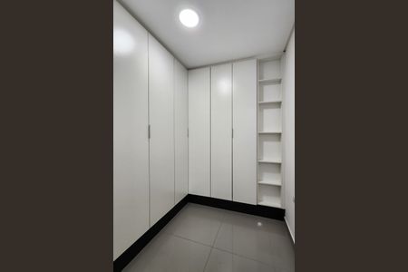 Studio à venda com 88m², 2 quartos e 1 vaga Studio à venda com 88m², 2 quartos e 1 vagaÁrea de Serviço