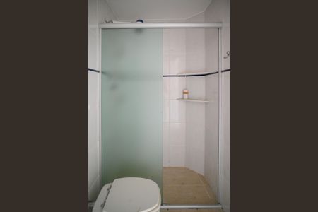 Apartamento à venda com 64m², 2 quartos e 1 vaga Apartamento à venda com 64m², 2 quartos e 1 vagaBanheiro