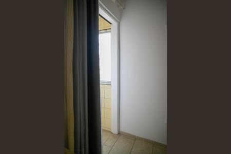Apartamento à venda com 64m², 2 quartos e 1 vaga Apartamento à venda com 64m², 2 quartos e 1 vagaQuarto de Serviço