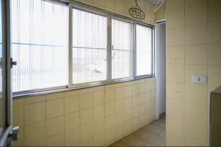Apartamento à venda com 64m², 2 quartos e 1 vaga Apartamento à venda com 64m², 2 quartos e 1 vagaÁrea de Serviço