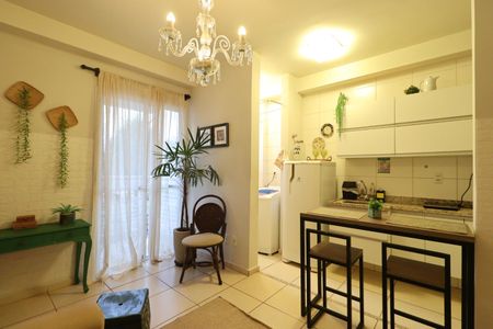 Sala de apartamento para alugar com 1 quarto, 40m² em Flórida, Ribeirão Preto