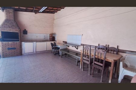 Casa à venda com 305m², 7 quartos e 4 vagas Casa à venda com 305m², 7 quartos e 4 vagasFoto 11