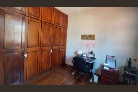 Casa à venda com 305m², 7 quartos e 4 vagas Casa à venda com 305m², 7 quartos e 4 vagasFoto 38