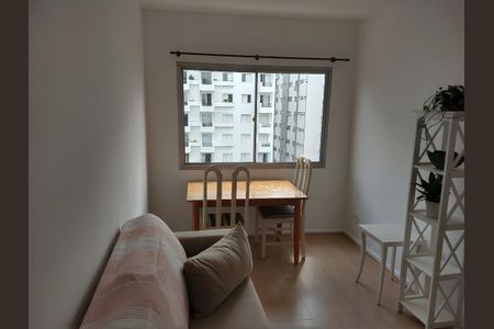 Sala de apartamento para alugar com 1 quarto, 40m² em Vila Uberabinha, São Paulo