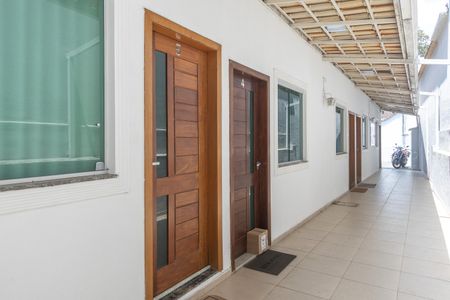 Casa à venda com 100m², 2 quartos e 1 vaga Casa à venda com 100m², 2 quartos e 1 vagaHall de entrada
