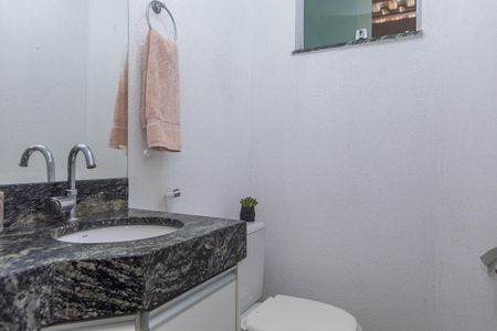 Lavabo de casa à venda com 2 quartos, 100m² em Céu Azul, Belo Horizonte