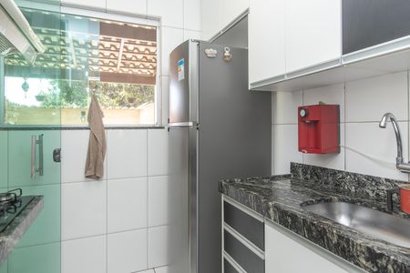 Casa à venda com 100m², 2 quartos e 1 vaga Casa à venda com 100m², 2 quartos e 1 vagaCozinha