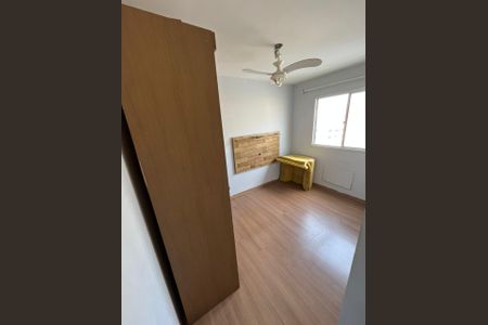 Quarto de apartamento para alugar com 2 quartos, 52m² em Todos os Santos, Rio de Janeiro
