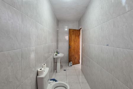 Banheiro Social de casa para alugar com 1 quarto, 60m² em Vila Alves Dias, São Bernardo do Campo