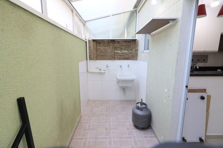 Casa de condomínio para alugar com 72m², 2 quartos e 2 vagasÁrea de Serviço