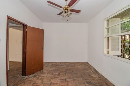 Quarto de apartamento à venda com 1 quarto, 55m² em Petrópolis, Porto Alegre