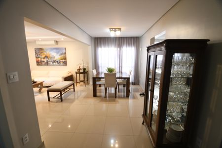 Sala de casa para alugar com 3 quartos, 210m² em Chácara da Barra, Campinas