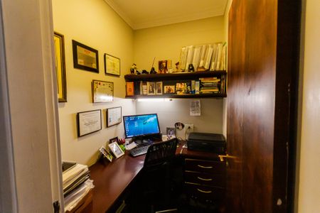 Apartamento à venda com 111m², 3 quartos e 2 vagas Apartamento à venda com 111m², 3 quartos e 2 vagasEscritório